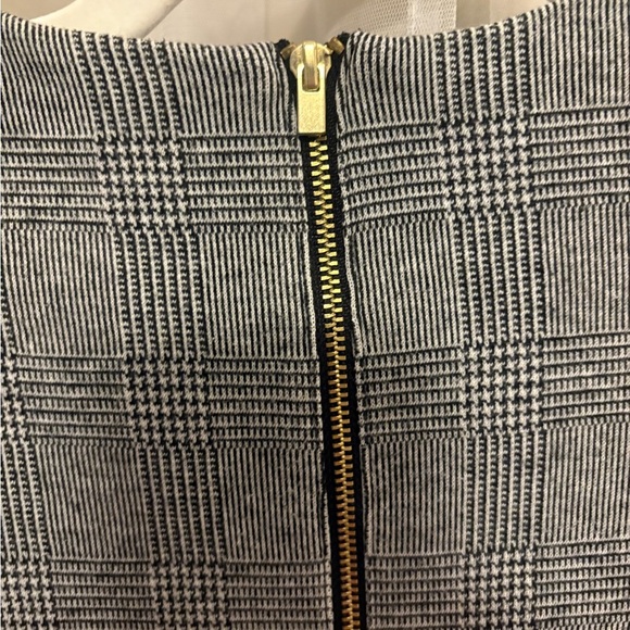 Express Puff Sleeve Sheath Dress  XSP - Picture 2 of 3